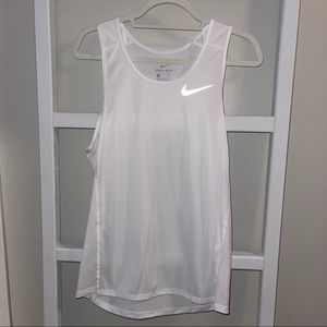 Nike men’s white tank